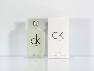 Calvin Klein CK One Eau de Toilette Spray 100 ml