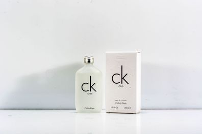 Calvin Klein CK One Eau de Toilette Spray 50 ml