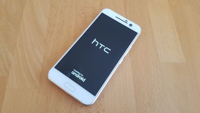 HTC 10 32GB topaz gold / brandingfrei + simlockfrei * * WIE NEU * *