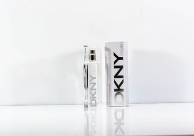 Donna Karan DKNY Woman Eau de Toilette Spray 30 ml