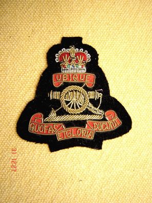 Badge Aufnäher Bouillonstickerei Filz "Ubique Quo Fas Et Gloria" Royal Artillery 6cm