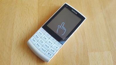 Nokia X3-02 Touch & Type neuwertig / Weiss - white silver / Smartphone / Top