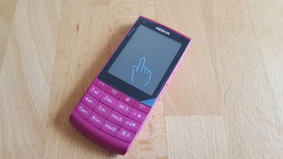 Nokia X3-02 Touch & Type neuwertig / Pink - Rosa / Smartphone / Top