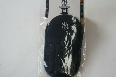 Tasche/ Case Inkl. Umhängeband für die PSP Slim& Lite Neuware