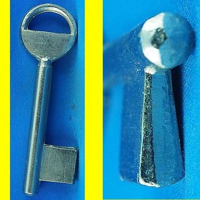 Börkey Stahl - Einbart Schlüssel ST 110 - Halm 7,5 mm, Länge 60 mm / Bart 15 x 17 mm