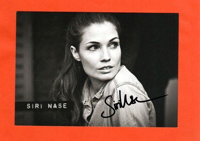Siri Nase (deutsche Schauspielerin - SOKO Köln) - persönlich signiert
