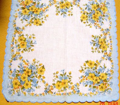 Taschentuch Dirndl Blumen Taschentuch Baumwolle weiß mit hellblau 28x28 cm Bogerlrand
