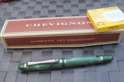 Chevignon Füllfederhalter, Vintage-Füller, Retro-Füllfederhalter, grün-meliert