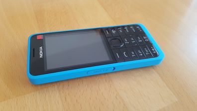Nokia 301 / Nokia Asha 301 in Blau / Cyan / ohne Simlock / neuwertig / TOPP