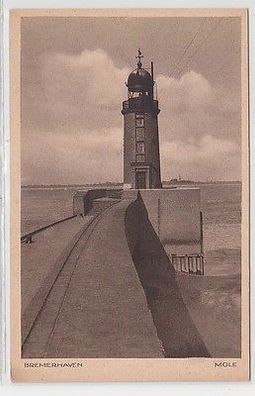 62341 Ak Bremerhaven Mole mit Leuchtturm um 1930