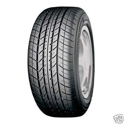 2 x 235/45/17 97W Yokohama S306 Sommerreifen ohne-felge