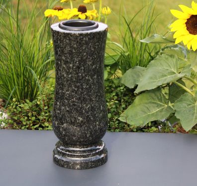 Vase Steinvase Grabvase Gartenvase Granitvase aus Granit Impala