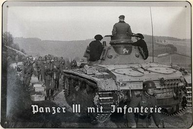 Blechschild 30 X 20 cm Panzer III mit Infanterie