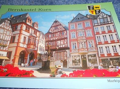 4345 / Ansichtskarte - Bernkastel-Kues -Marktplatz und Rathaus