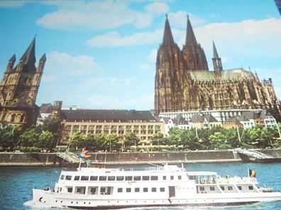 4359 / Ansichtskarte - Köln am Rhein - Rheinufer mit Dom und Groß St. Martin