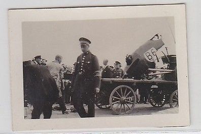 61662 Original Foto Bergung eines abgestürztem Flugzeug um 1930