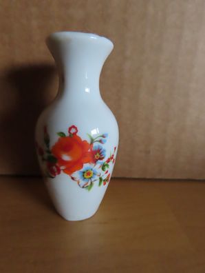 ganz kleine Vase Keramik weiß mit Blumen für Setzkasten / ca. 6,8 cm hoch