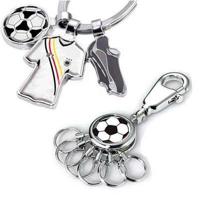 Troika Schlüsselanhänger Schlüsselhalter Soccer Fußball Free Kick schwarz weiß