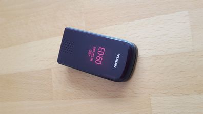 Nokia 2720 Fold / 2720a Rot - deep red / Klapphandy / ohne Simlock / Topp