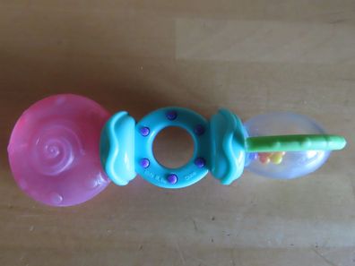 Babyspielzeug Beißring mit Rassel und Greifring lila/ grün