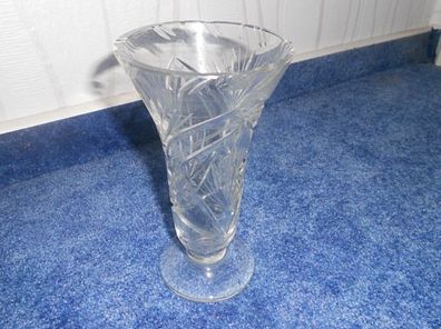 ältere Vase--Kristall--15 cm hoch