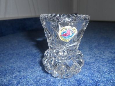 kleine Vase aus Kristall mit geschliffenen Muster 6,5cm