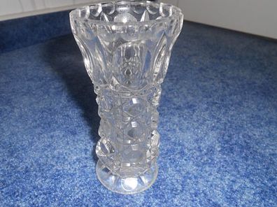 kleine Vase aus Kristall mit geschliffenen Muster 12 cm