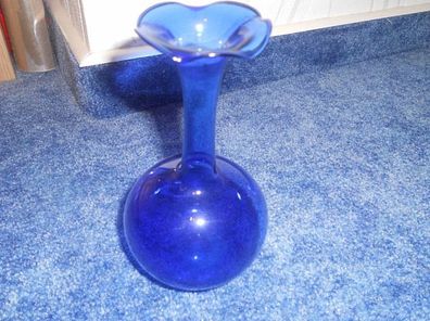 sehr schöne Vase aus Lauscha-blau-Höhe 14 cm