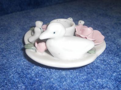 Kerzenhalter aus Porzellan mit Porzellandekor - Enten