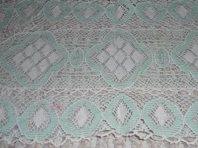 Deckchen mintgrün / weiß 44x 18cm