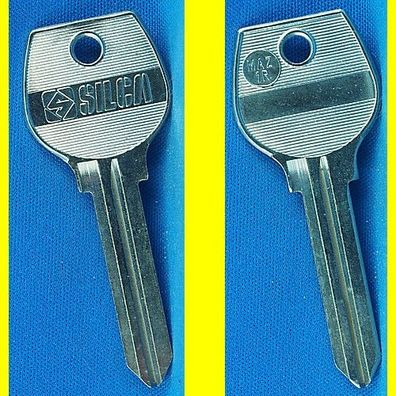 Silca MAZ1R - KFZ Schlüsselrohling mit Lagerspuren !