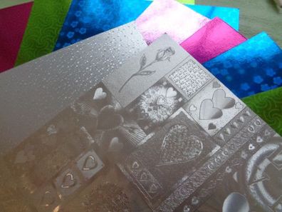 Holografischer Kartenkarton & Metallic Gravurbogenkarton Din A4
