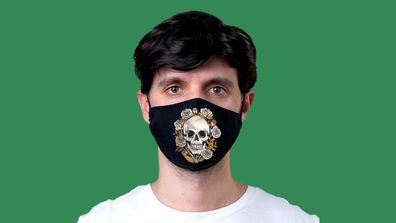 Mund- Nasenschutz Skulls & Roses, Mund- Nasen-Bedeckung Stoffmaske Totenkopf