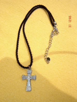 Kordelkette schwarz Kreuz 3,2x2 cm mit Stein Kette Dirndlkette silberfarben Z p