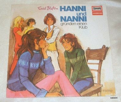 Hanni und Nanni gründen einen Klub.