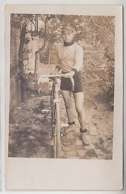 32488 Foto Ak Junge Sportler mit Rennrad um 1920