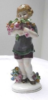 dekorative kleine Porzellan Figur Mädchen mit Glockenblumenstrauß um 1940