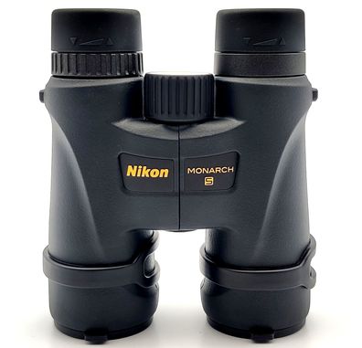 Nikon Monarch 5 10X42 Fernglas (10-fach, 42mm Frontlinsendurchmesser)