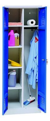 Wäsche-Reinigungsschrank, 600 mm breit, 2 Türen abschließbar, mit Sockel, 1800x600x50