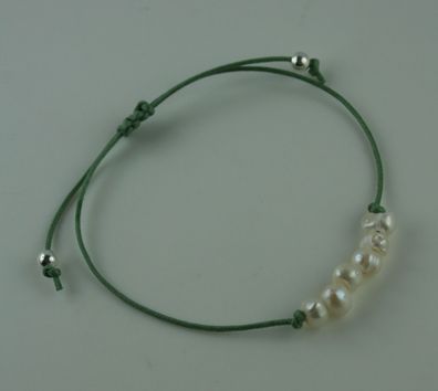 Armband mit Süßwasser Perlen Größe verstellbar