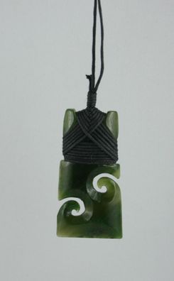 Maori Jade Carving aus Neuseeland ADZE Toki Double Koru mit Geschenktäschchen