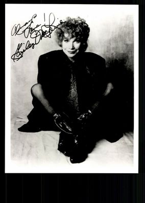 Shirley MacLaine Autogrammkarte Original Signiert ## BC G 12423