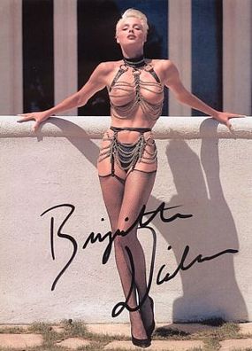 NACKT Original Autogramm Brigitte Nielsen auf Großfoto (COA)