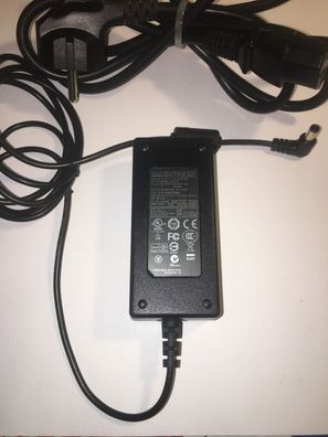 Netzteil von EDAC EA10301 Output 12 V - 2,5 A / AC Adapter