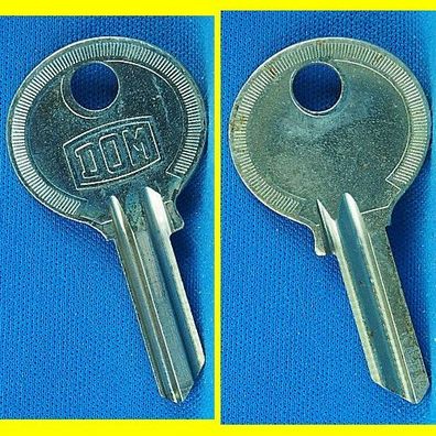 DOM Schlüsselrohling für Garagentore, Möbelzylinder, Stahlschränke / auch Hörmann