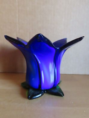 kleine Vase od. Kerzenständer blau mit grünem Fuß in Enzianform / Rastal