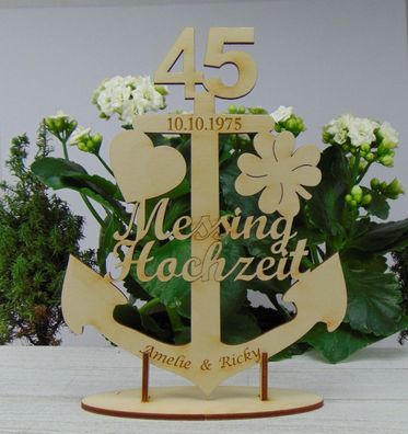 Zur Messing Hochzeit, 45 Jahre aus Holz, Personalisiert mit Fuß als Tischdekoration