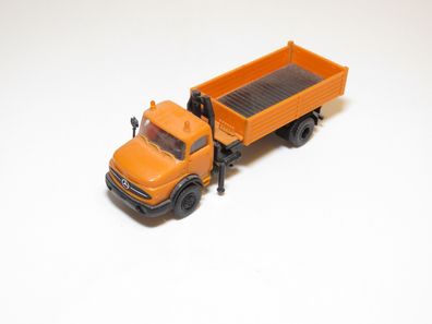 Kibri - LKW - Orange - gebaut - HO - 1:87 - Nr. J