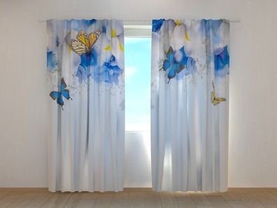 Fotogardine blaue Schmetterlinge und Blumen, Fotovorhang mit Motiv, Gardine auf Maß