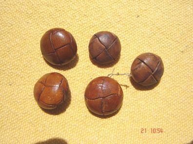5 Stück Lederknopf echt Leder rehbraun 1,8 und 1,5 cm Lederknopf